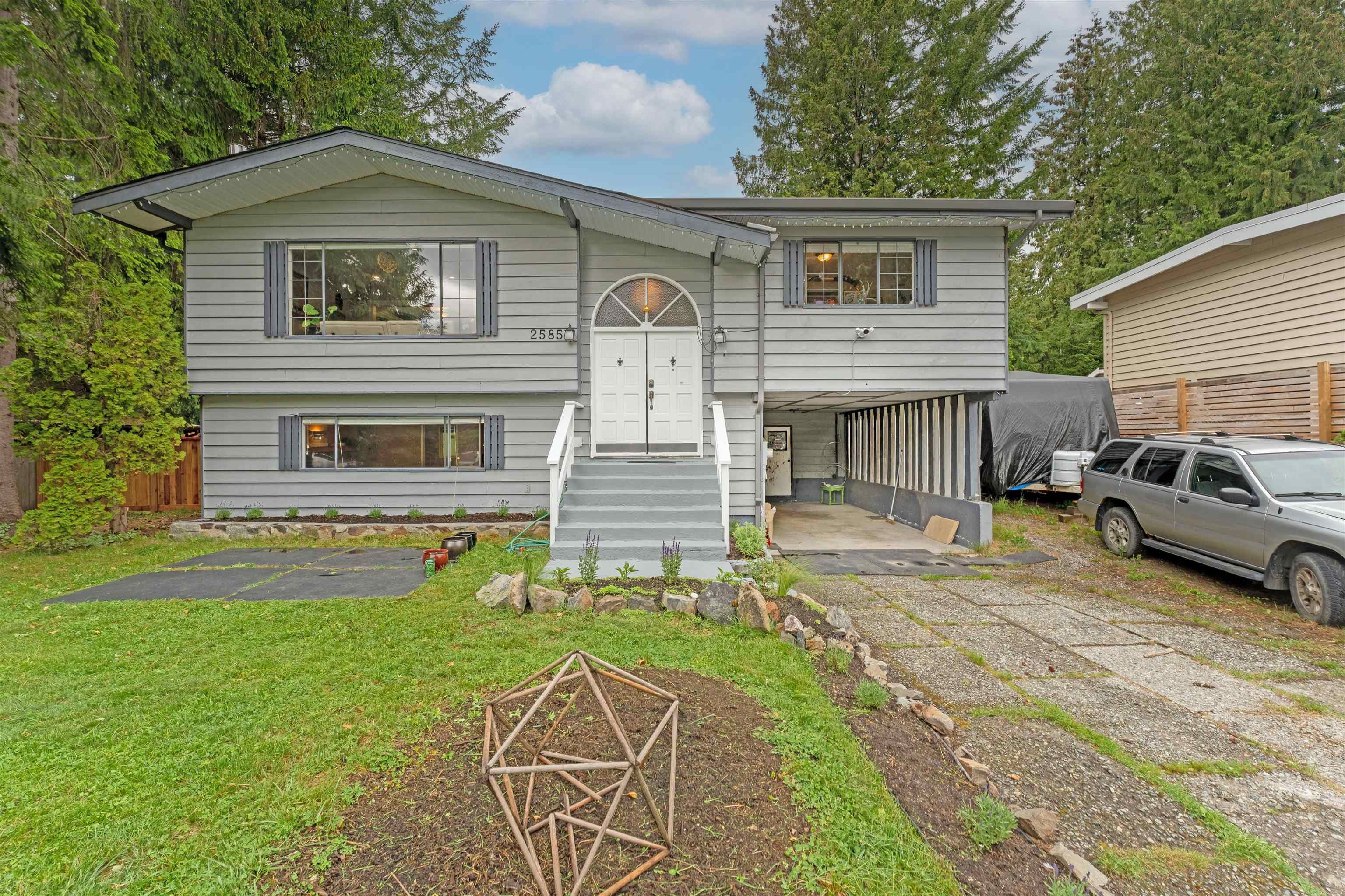 New property listed in Garibaldi Highlands, Squamish